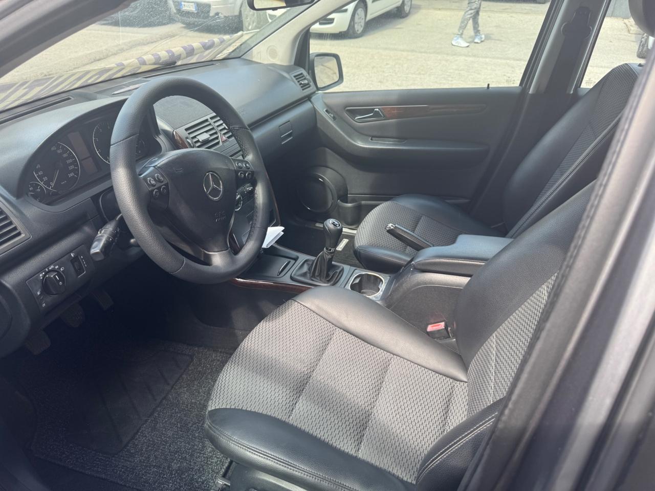 Mercedes-benz A 160 BlueEFFICIENCY Avantgarde
