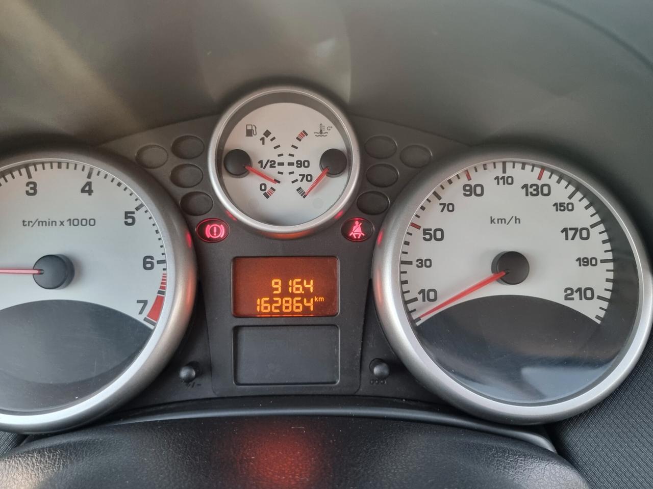 Peugeot 207 1.4 8V 75CV 5p. X Line
