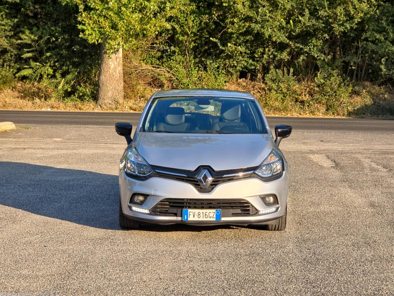 Renault Clio dCi 8V 75 CV 5 porte Duel2 CV-75 E6 Manuale NEO 2019