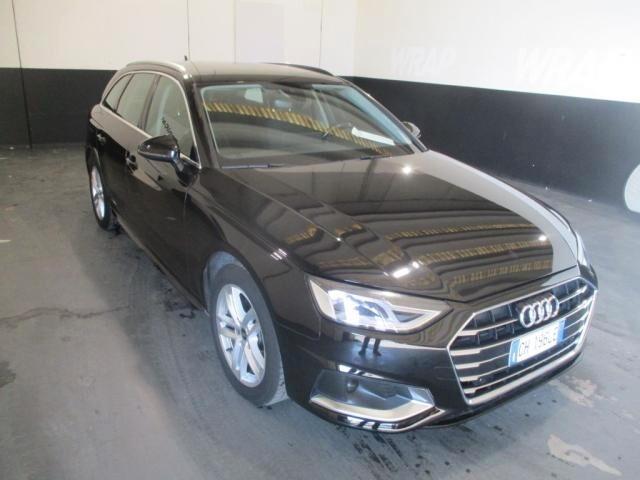 AUDI A4 Avant 30 2.0TDI 136CV S-Tronic Business