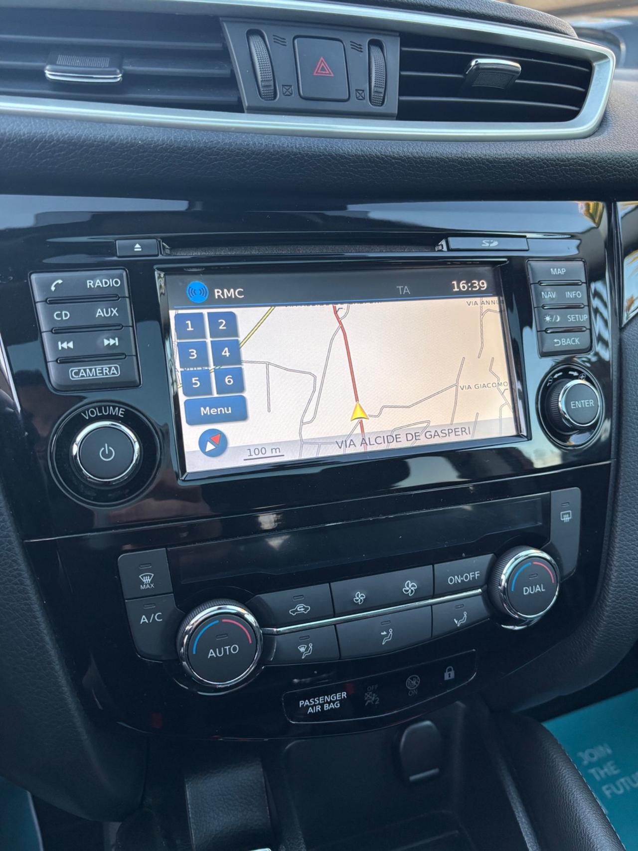 Nissan Qashqai 1.5 dCi Tekna 08/2016