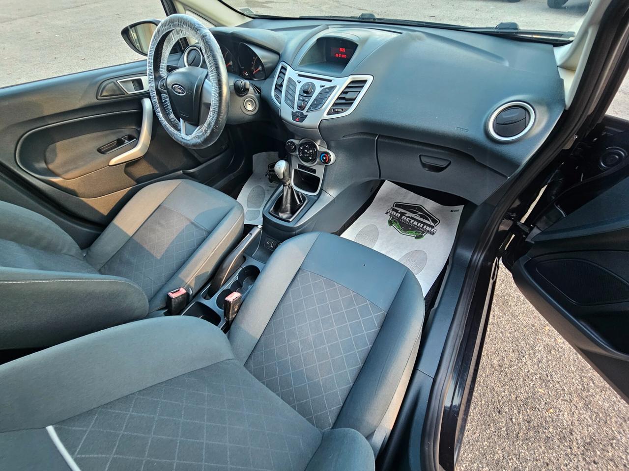 Ford Fiesta 1.2 82 CV 5 porte - Neopatentati