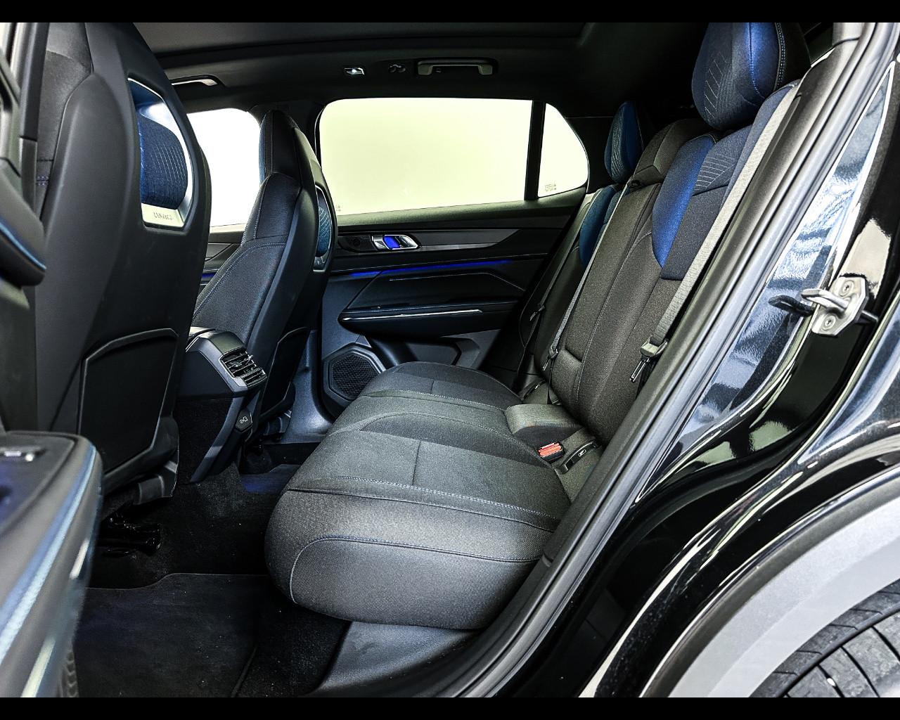 LYNK&CO 01 - 01 PHEV