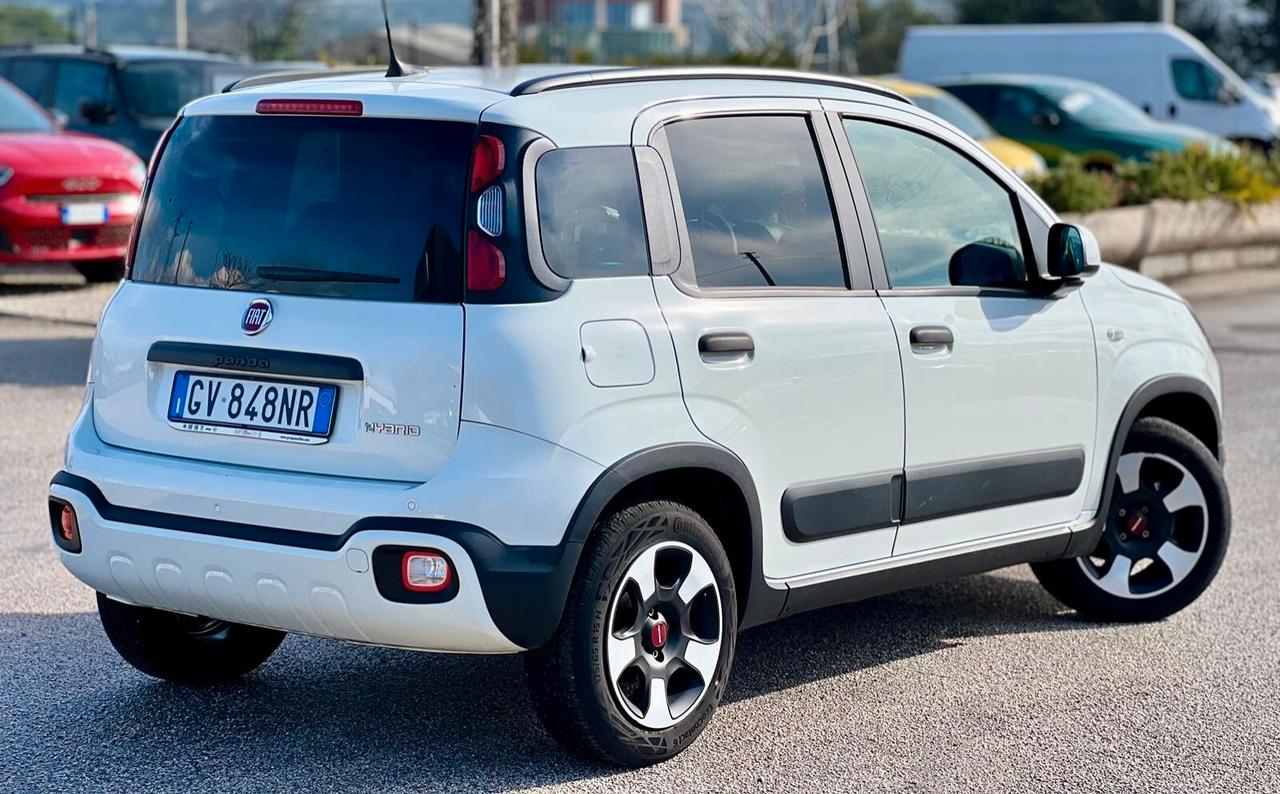 Fiat Panda Cross 1.0 FireFly S&S Hybrid