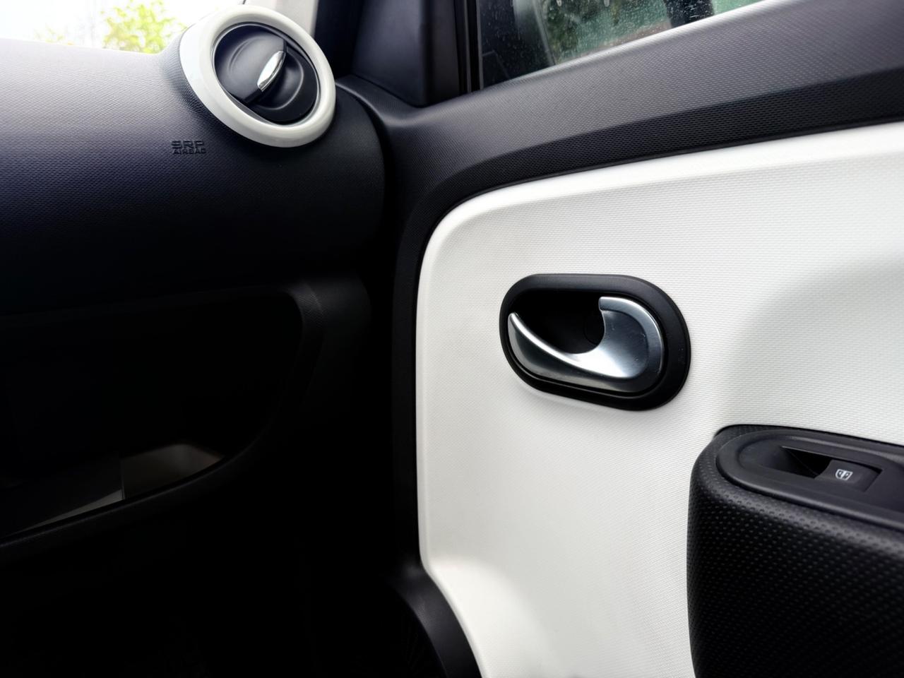 Renault Twingo 1.0 SCe EDC Intens - RETROCAM/NAVI