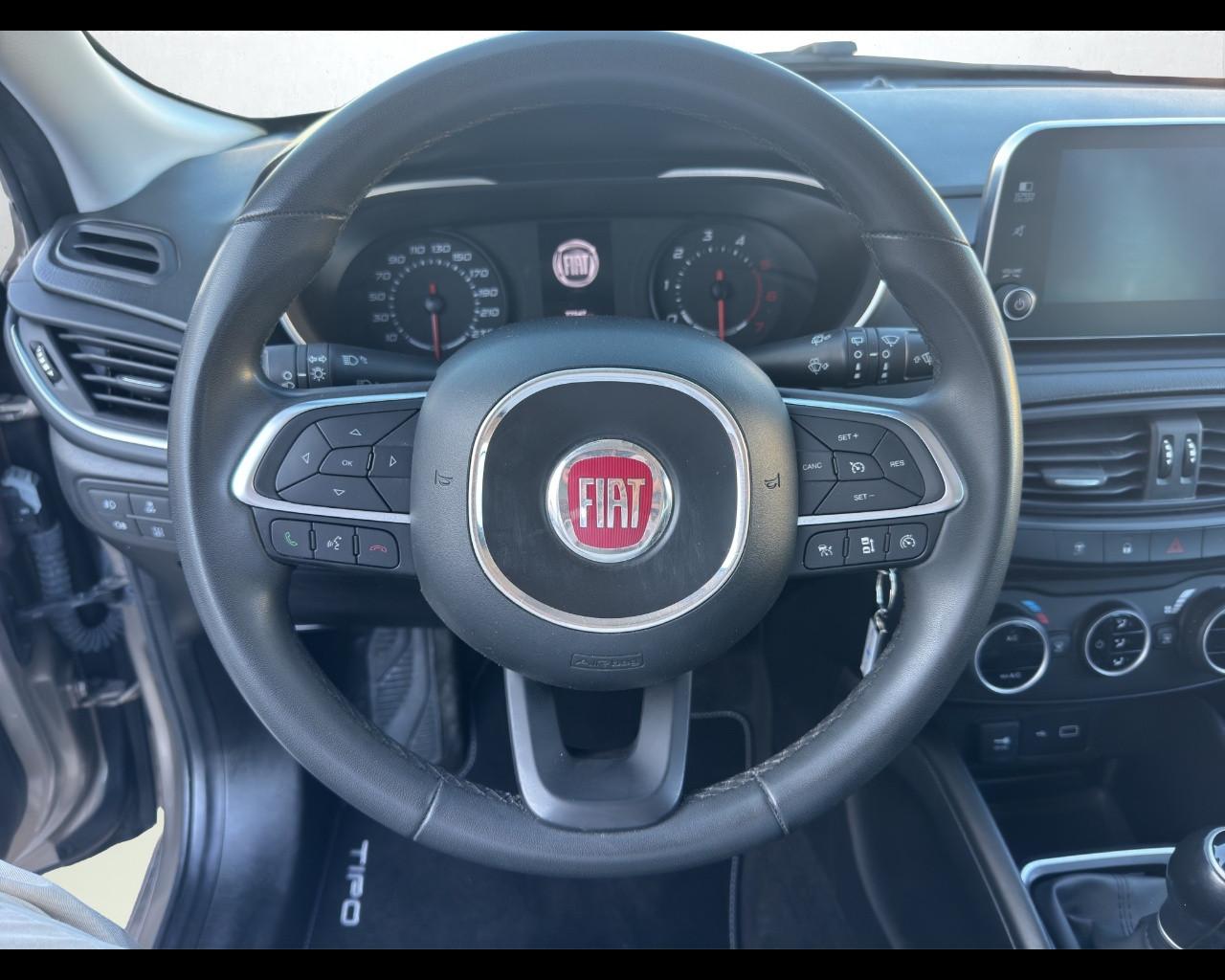 FIAT Tipo (2015-->) - Tipo 1.3 Mjt S&S SW Business