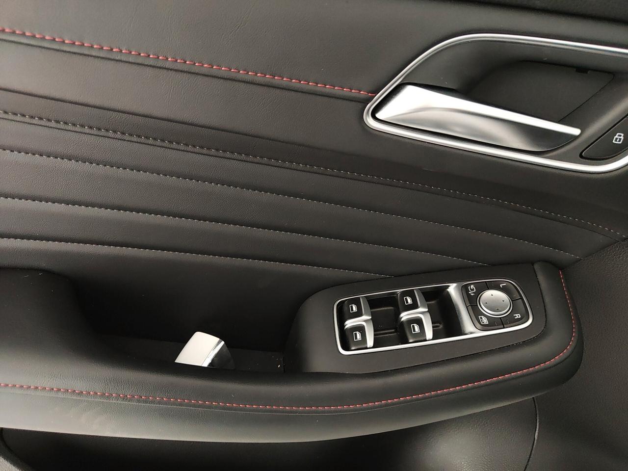 Mg HS 1.5T-GDI AT Luxury