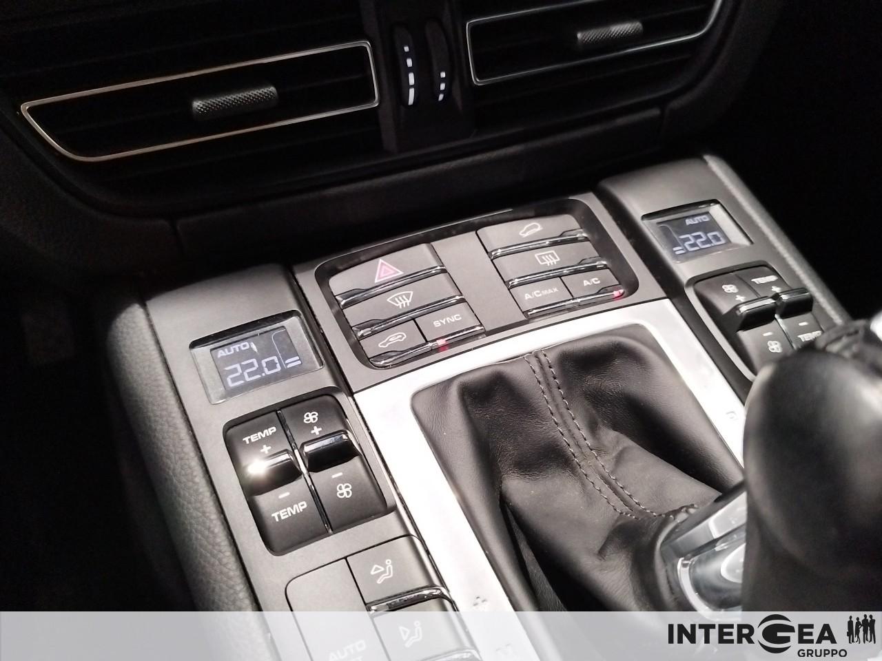 PORSCHE Macan 2.0 245cv pdk