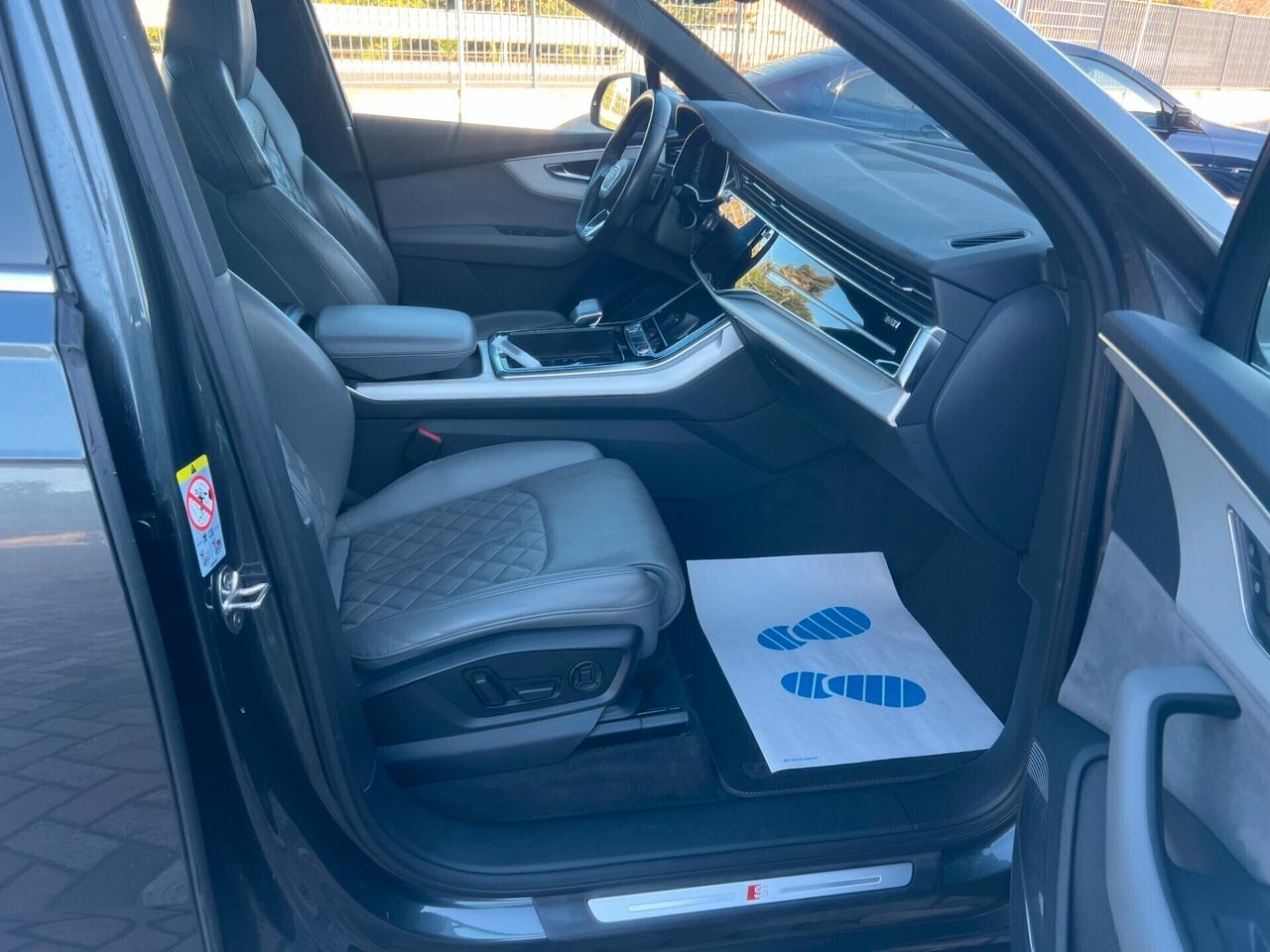 Audi Q7 3.0 TDI S-Line Plus 7 POSTI