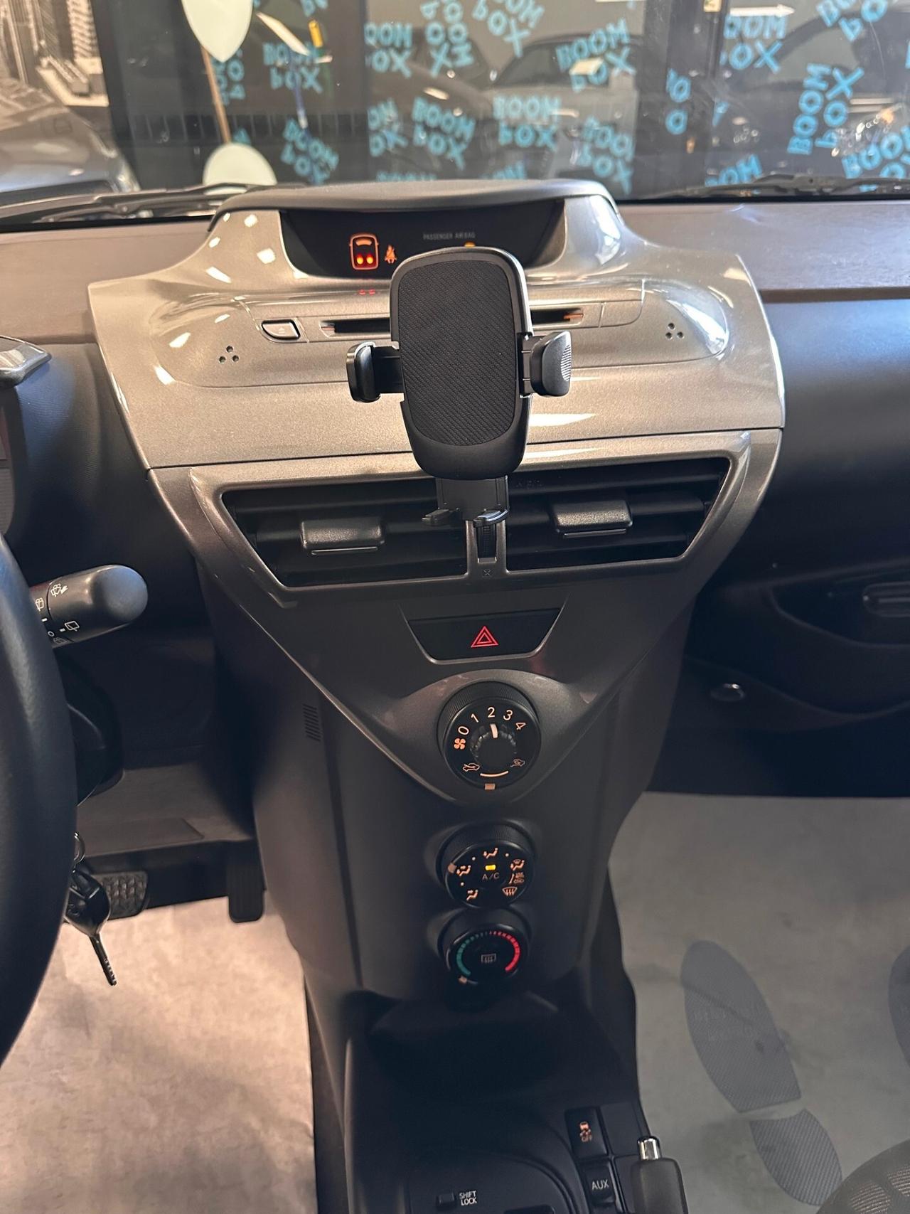 TOYOTA IQ 1.0 BENZINA CAMBIO AUTOMATICO