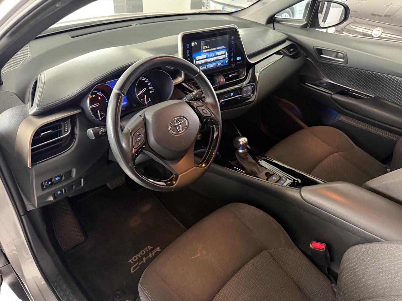 Toyota C-HR 1.8 Hybrid E-CVT Lounge