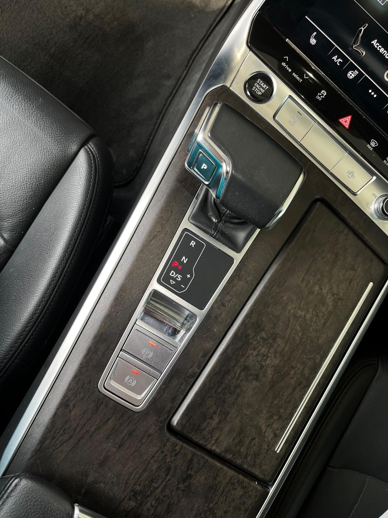 Audi A6 40 2.0 TDI S tronic Business Design