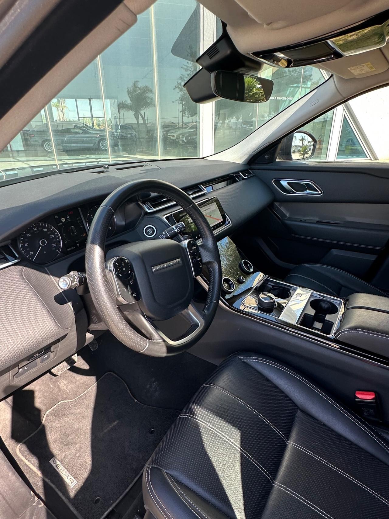 Land Rover Range Velar 2.0D I4 180 CV R-Dynamic