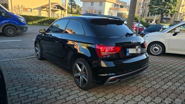 AUDI A1 1.6 TDI Admired s-line