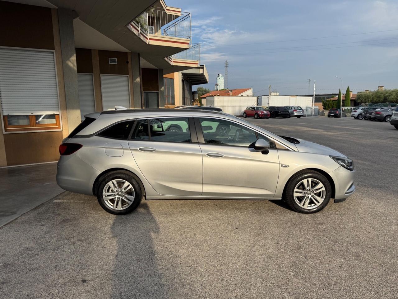 Opel Astra 1.6 CDTi 110CV Start&Stop