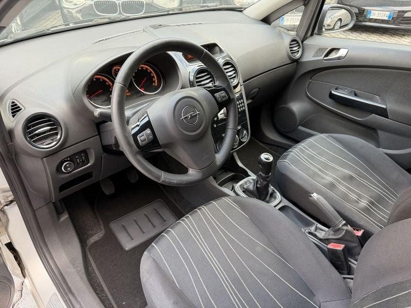 Opel Corsa Corsa 5p 1.2 Edition 85cv IDONEA NEOPATENTATI EURO 5