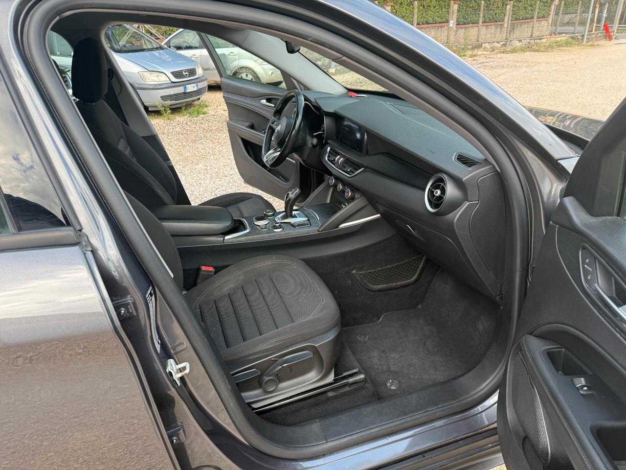 Alfa Romeo Stelvio 2.2 Turbodiesel 190 CV AT8 Q4 Business