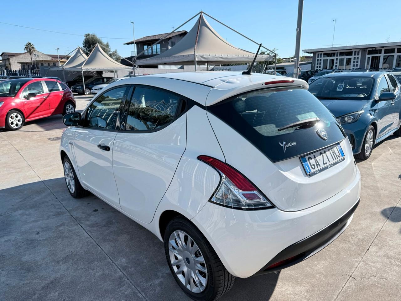 Lancia Ypsilon 1.2 69 CV 5 porte S&S Platinum