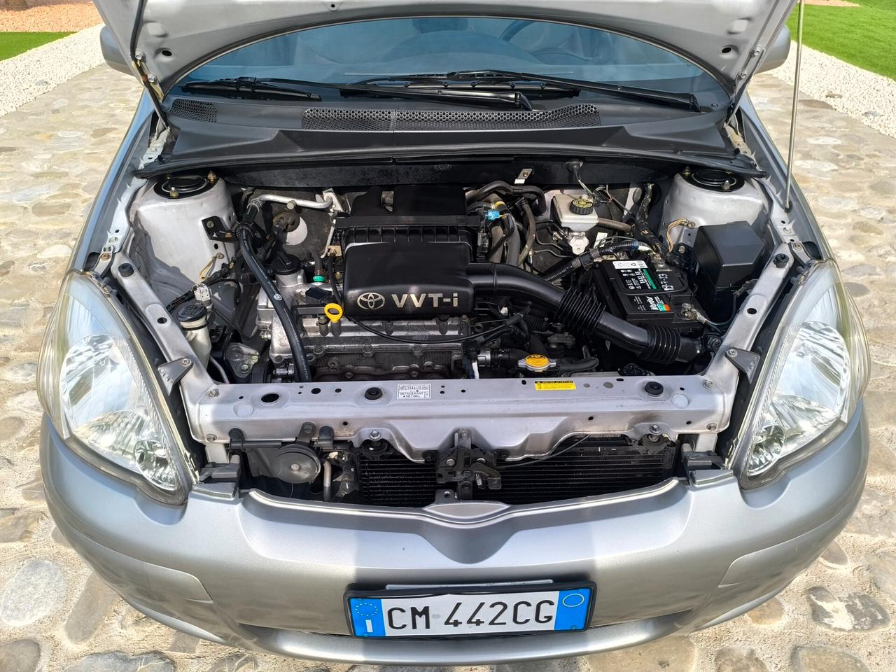 Toyota Yaris 1.0 benzina perfetta