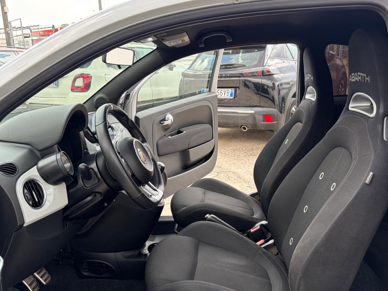 Abarth 595 1.4 Turbo T-Jet 145 CV