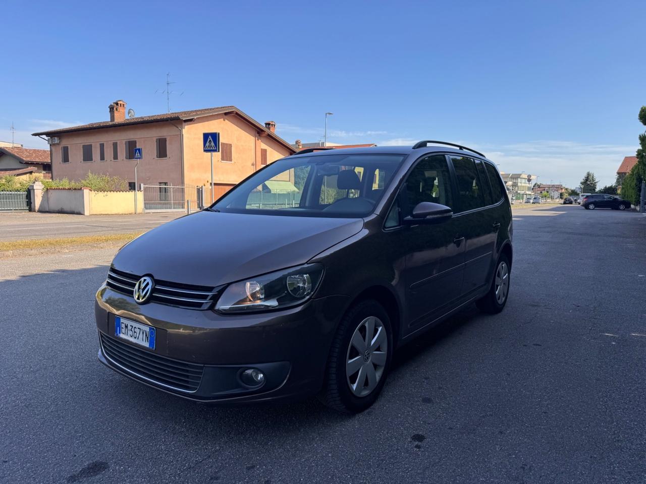 Volkswagen Touran 1.6 d, euro 5, anno 2012, 7 posti, cambio automatico!