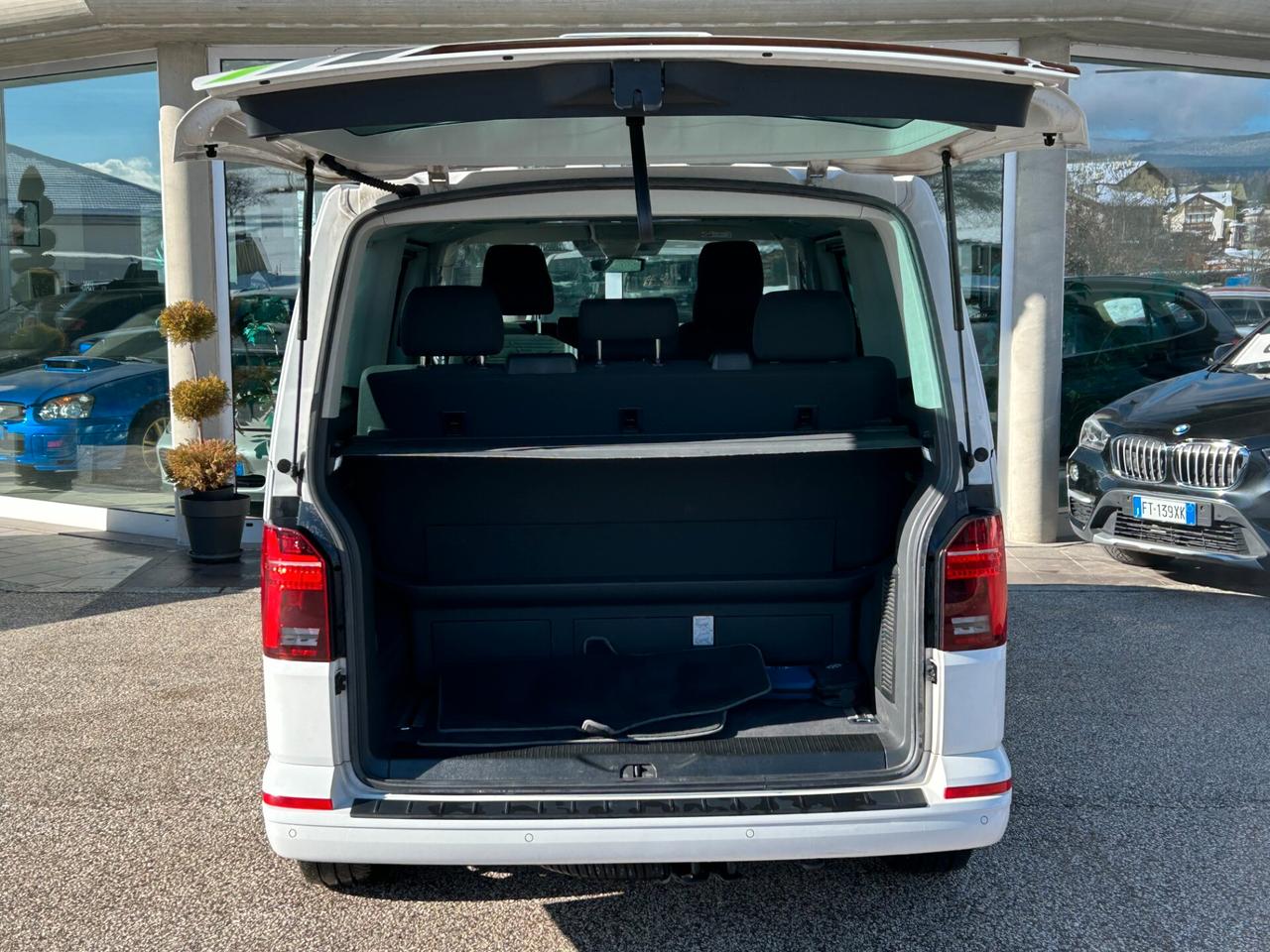 Volkswagen T6.1 Multivan 2.0 TDI 150CV DSG Highline