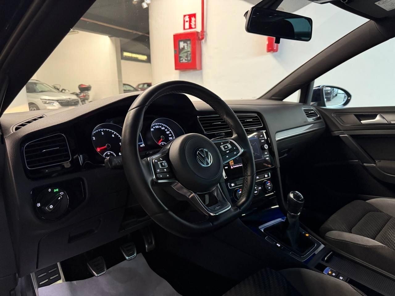 Volkswagen Golf 1.6 TDI 115 CV 5p. R-Line