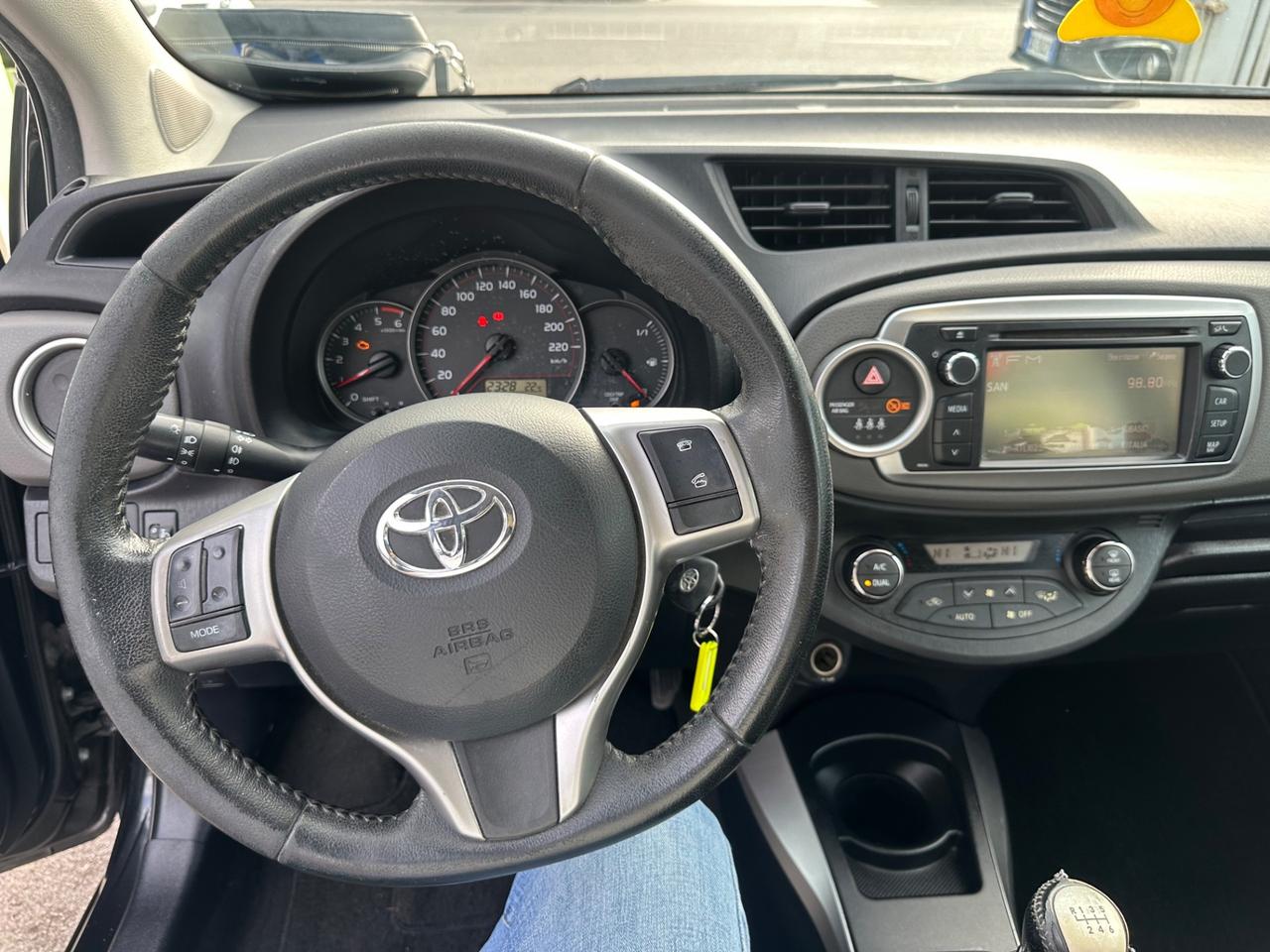 Toyota Yaris 1.4 D-4D 5 porte Lounge 2014