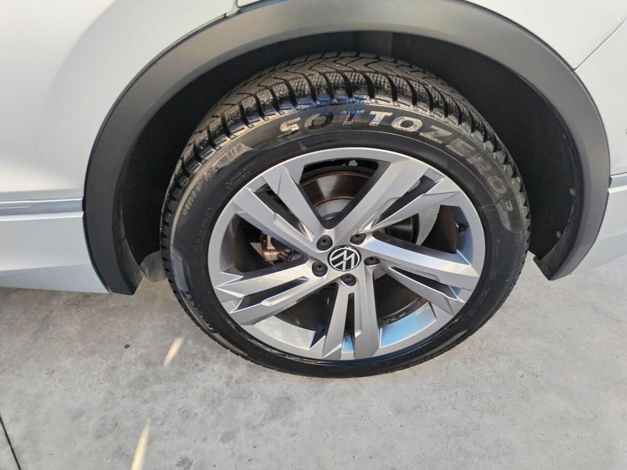 Volkswagen Tiguan 2.0 TDI 150 CV SCR DSG R-Line