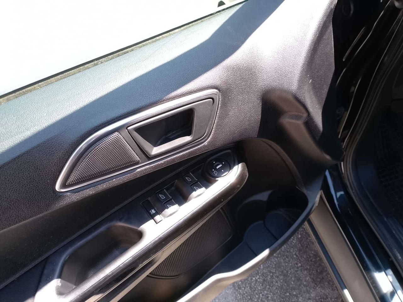 Ford B-Max 1,6 TDCI Full Optional Tetto Panoramico
