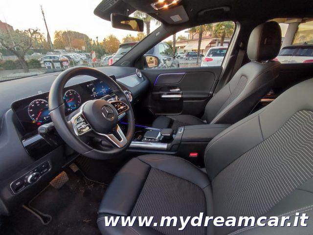 MERCEDES-BENZ GLA 200 d Automatic 4Matic Sport