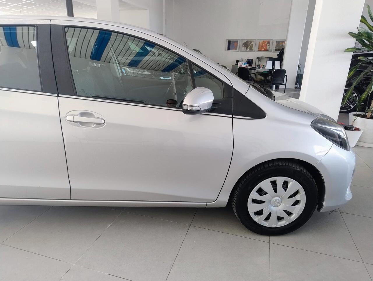 Toyota Yaris 1.4 D-4D 5 porte Active