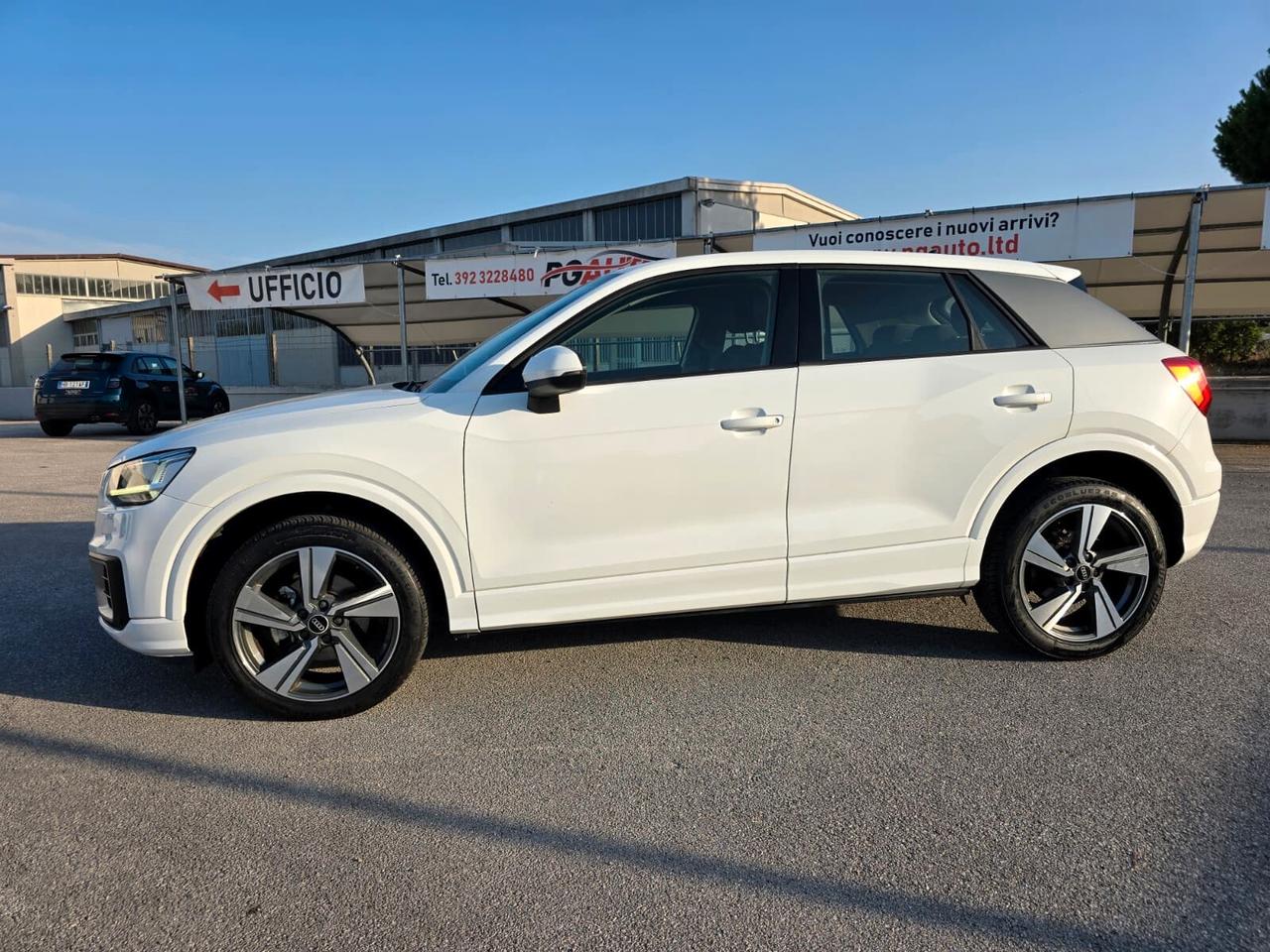 Audi Q2 30 1.6 tdi Admired s-tronic my20