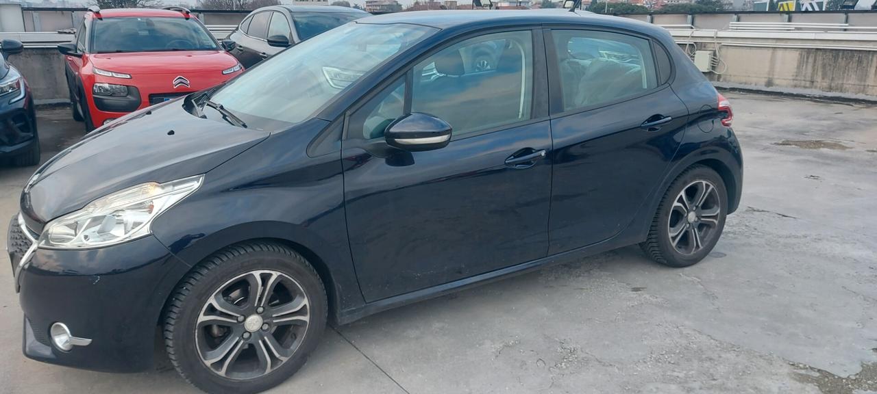 Peugeot 208 PureTech 82 CV ALLURE EURO 6