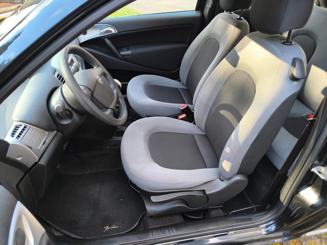 Lancia Ypsilon 1.2 Oro