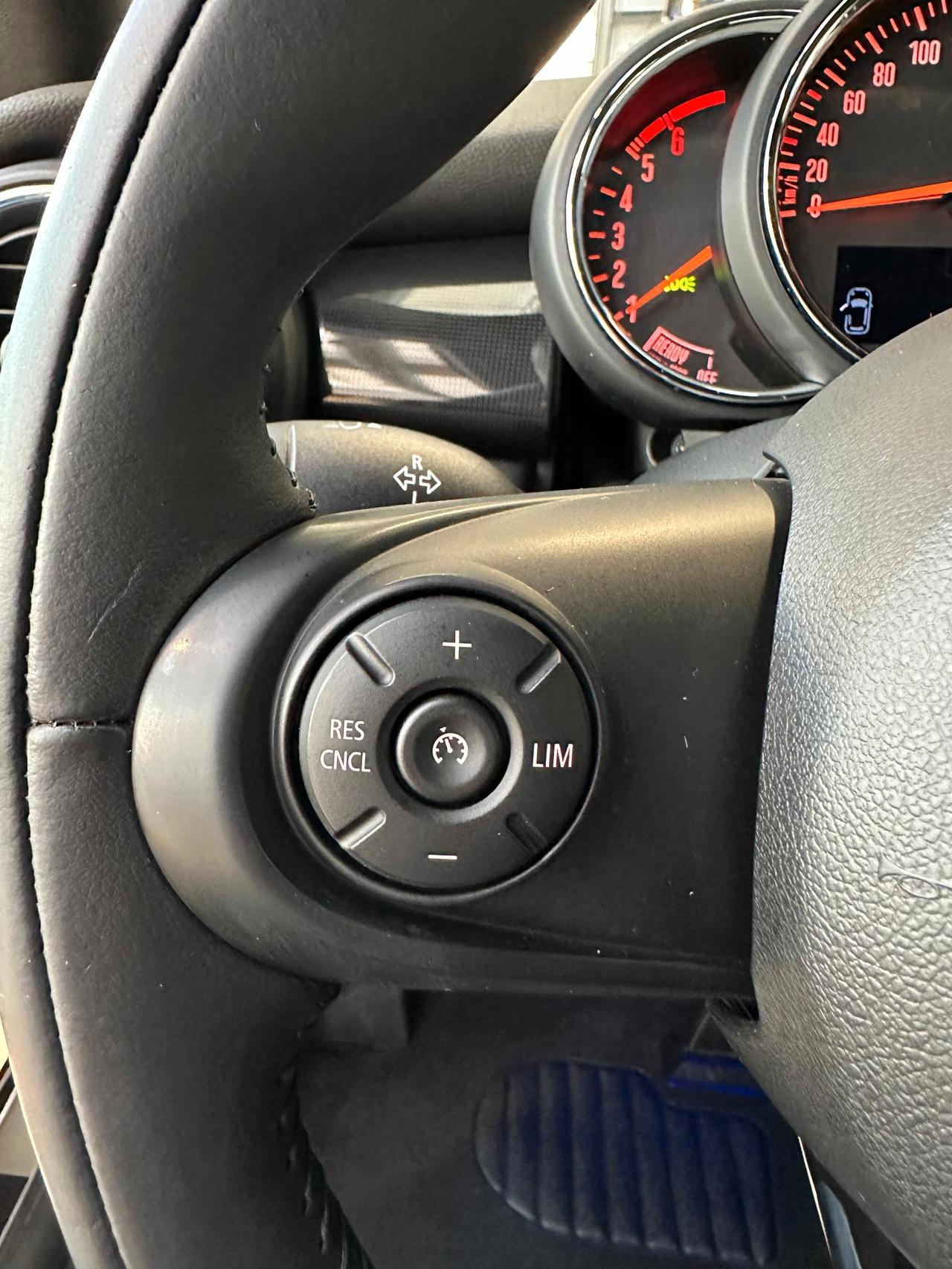 Mini Cabrio Cooper D Hype 1.5 Auto-LED-17"-Telecamera-Carplay-Pack Luci