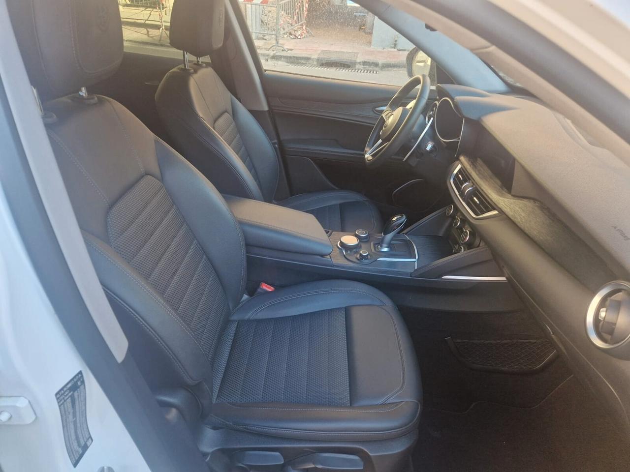 Alfa Romeo Stelvio 2.2 Turbodiesel 190 CV AT8 Q4 Executive