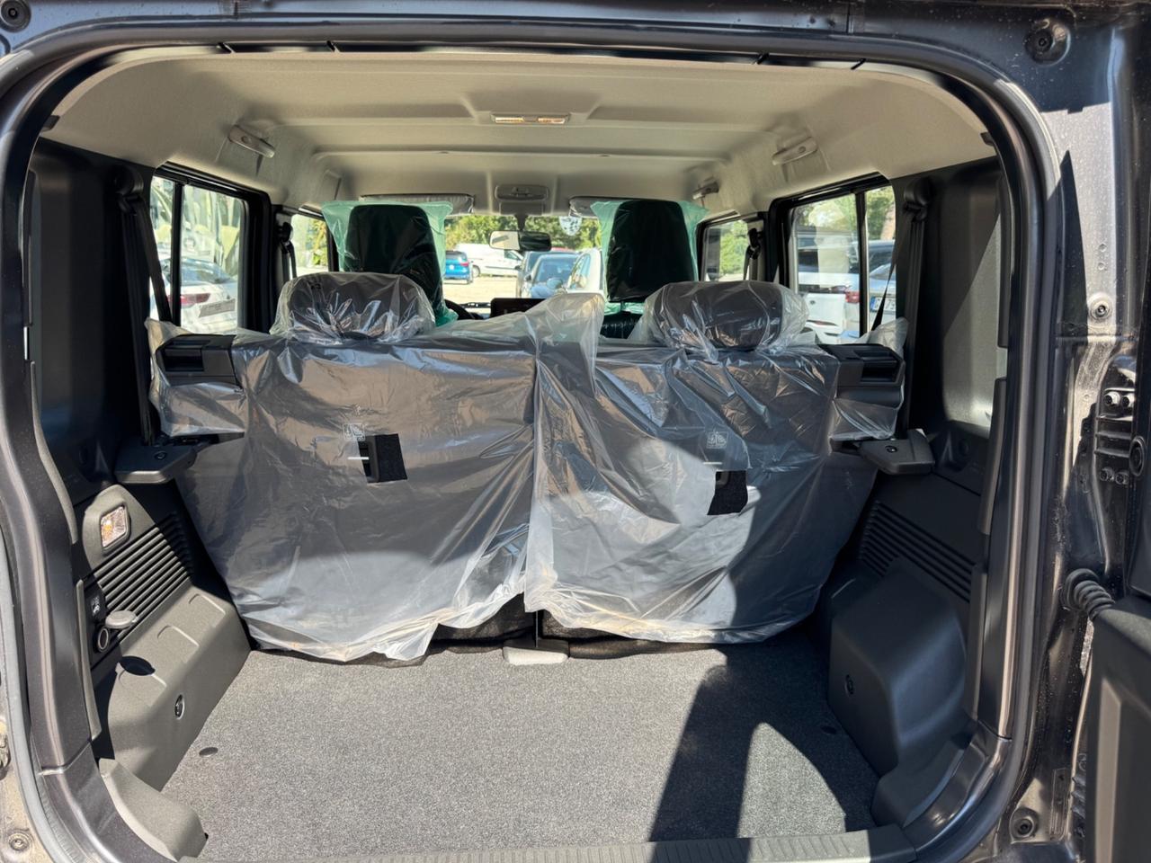 Suzuki Jimny 1.5 automatico 5 porte