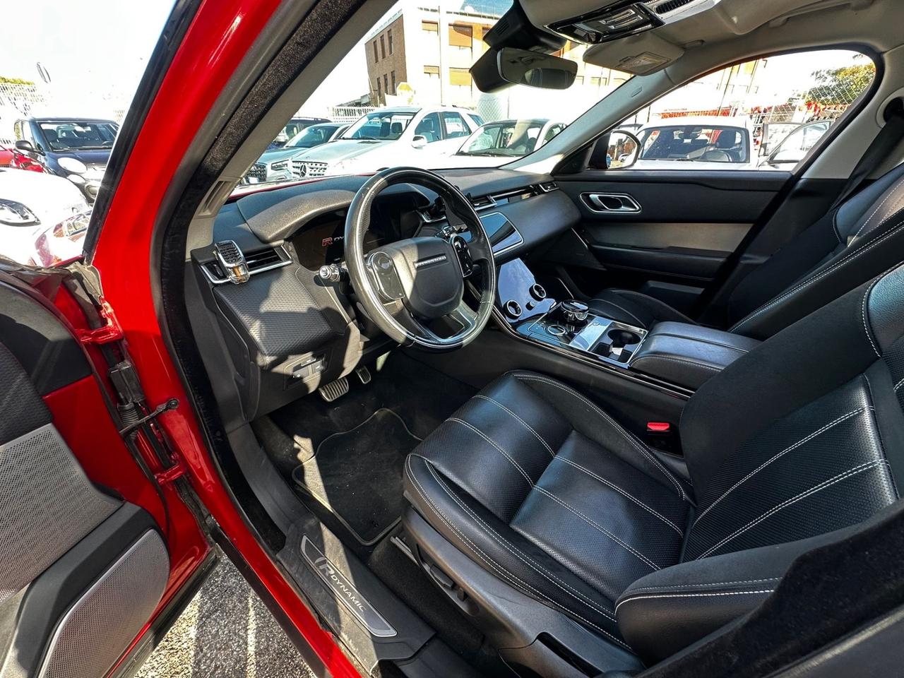 Land Rover Range Velar 3.0D V6 300 CV R-Dynamic S