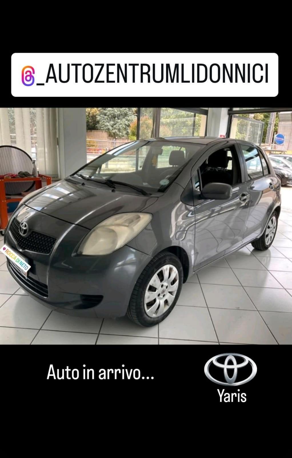 Toyota Yaris 1.0 5 porte VVT-i 70cv