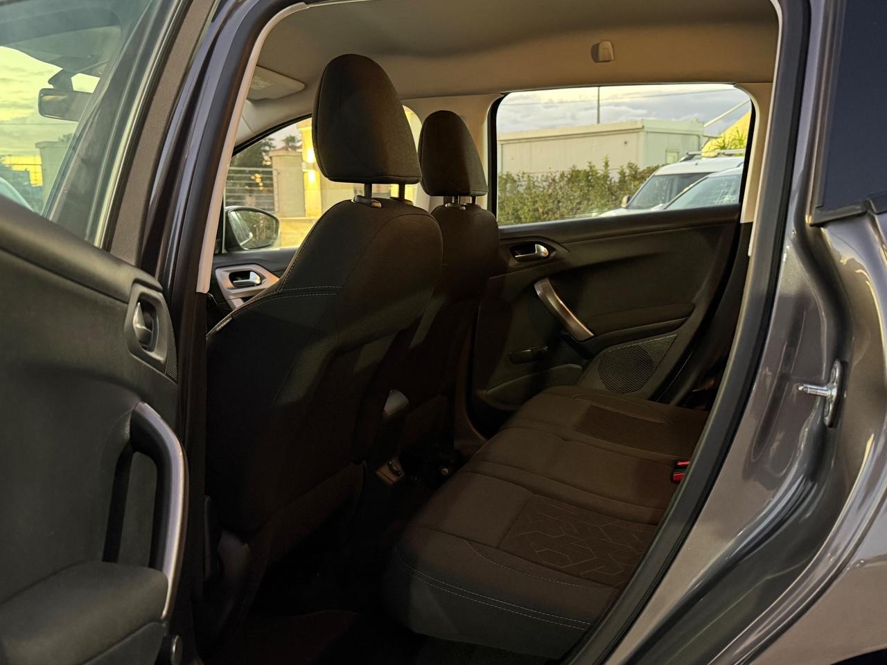 Peugeot 2008 BlueHDi 75 Active