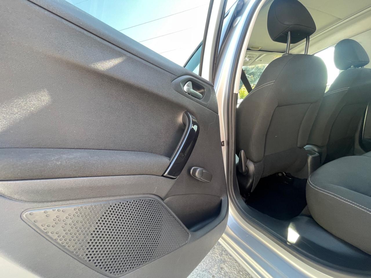 Peugeot 208 GPL “MOTORE SOSTITUITO 100.000KM”