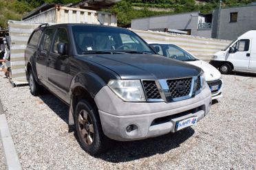 Nissan Navara 2.5dCi 174cv Doppia Cabina Sport Pick-up 4WD DA RIPARARE