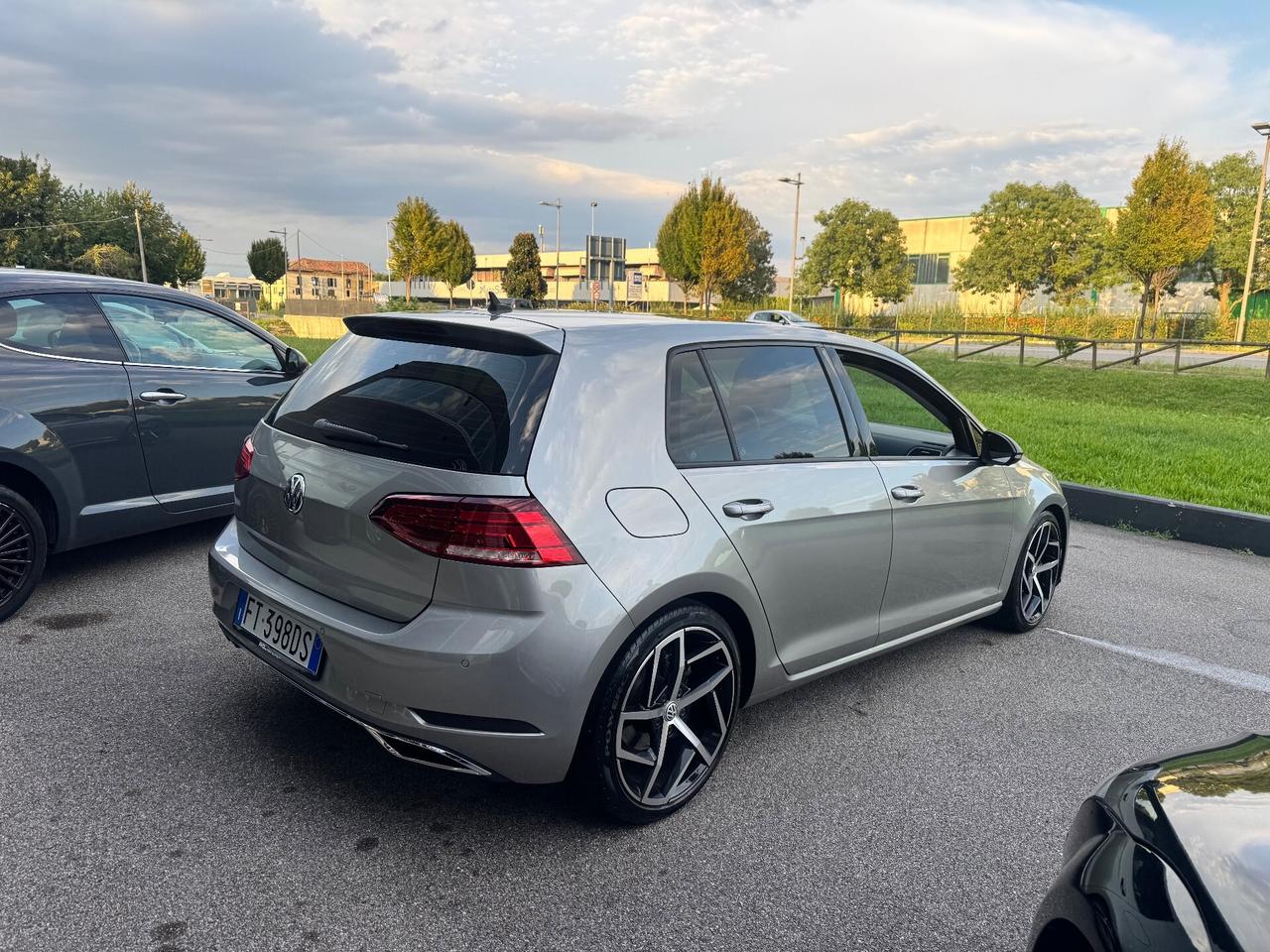 Volkswagen Golf 1.6 TDI 115 CV DSG 5p. Neopatentati