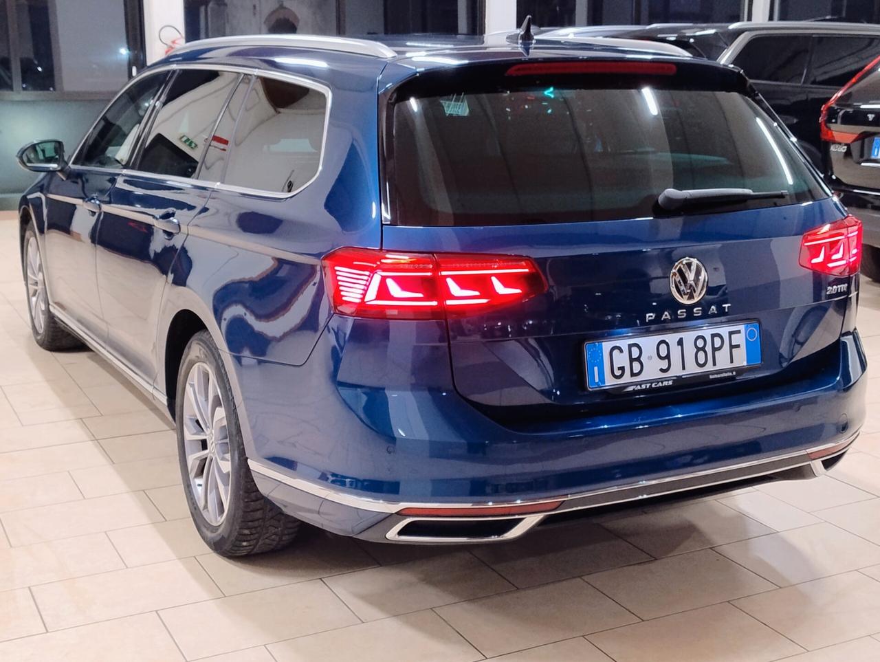 VOLKSWAGEN Passat 2.0 TDI DSG Executive MATRIX LUCI AMBIENTE