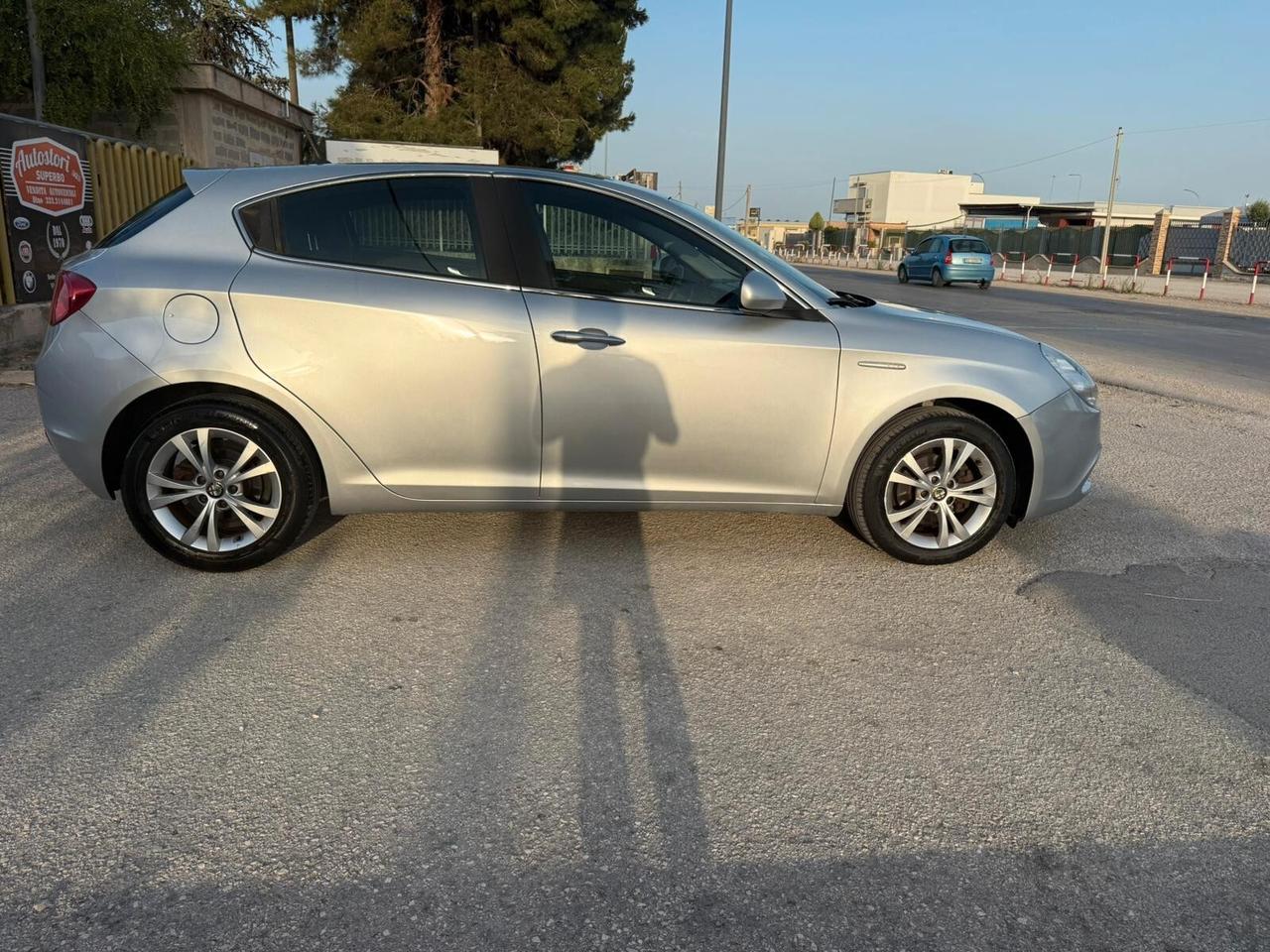 Alfa Romeo Giulietta 1.6 JTDm-2 105 CV