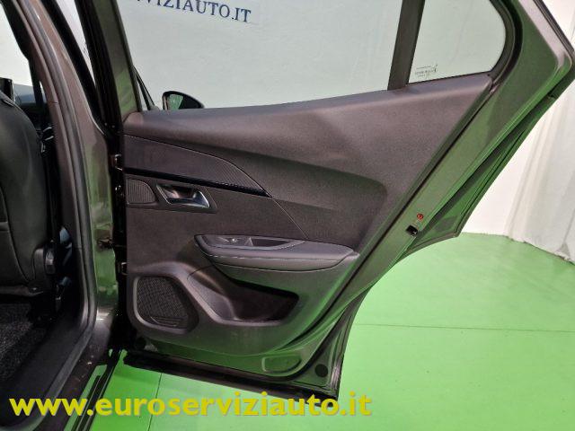 PEUGEOT 2008 BlueHDi 110 S&S Allure