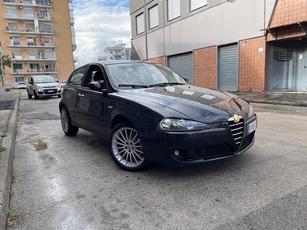 Alfa Romeo 147 Restayling 1.9M-JET 5porte Black Line SuperFull