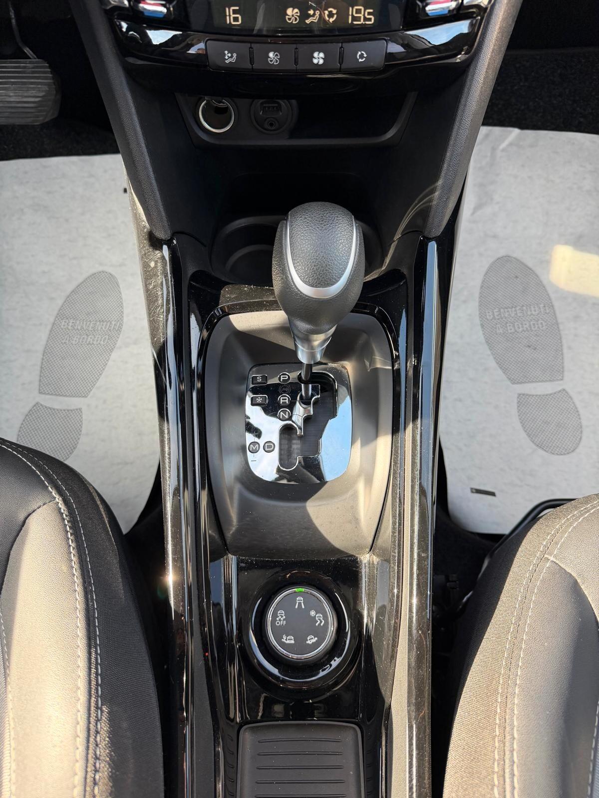Peugeot 2008 1.5 BLUEHDI 120CV EAT6 S&S ALLURE 2018