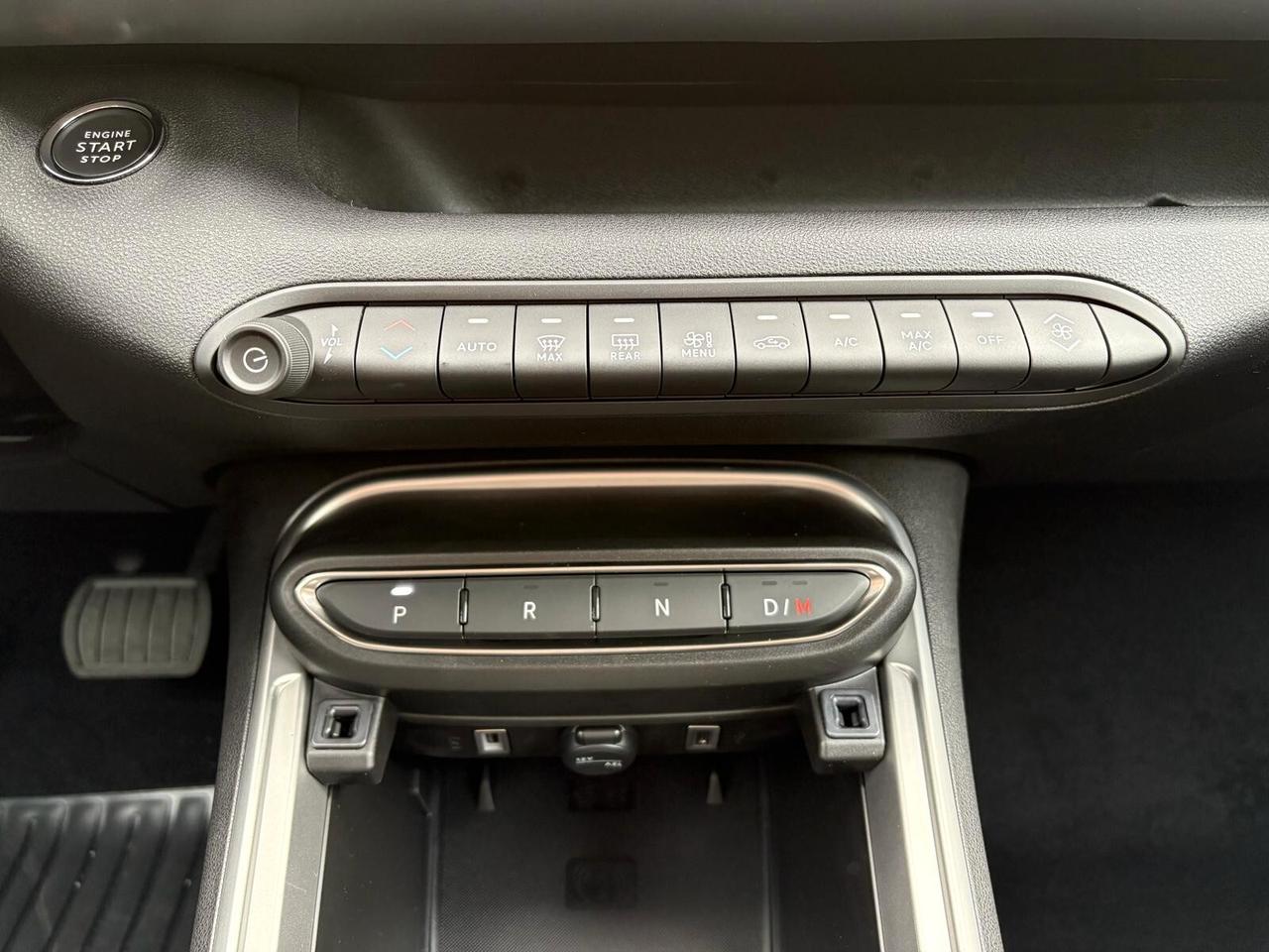 Jeep Avenger 1.2 Turbo 100 CV MHEV Summit